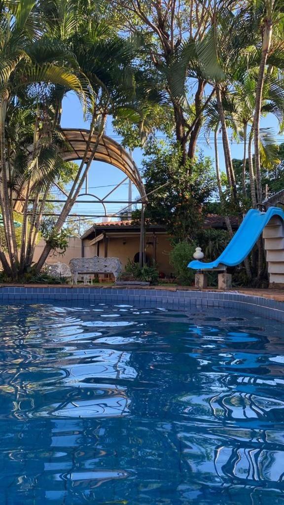 Apartmán Residencia-Univ Ciudad del Este Exteriér fotografie